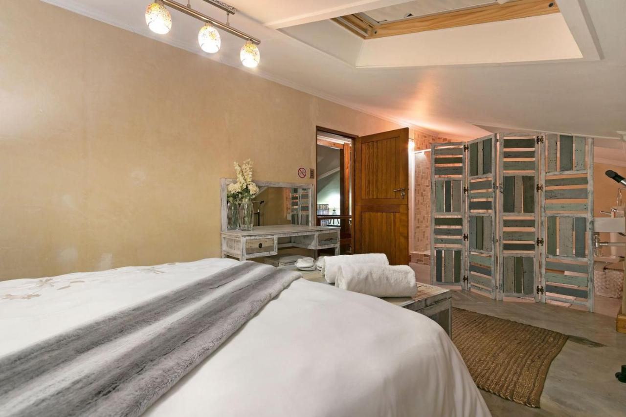Apartament J'S Audacious Living Montagu Self Catering Zewnętrze zdjęcie