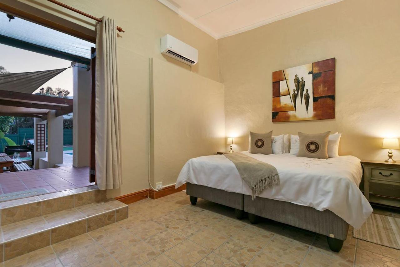 Apartament J'S Audacious Living Montagu Self Catering Zewnętrze zdjęcie