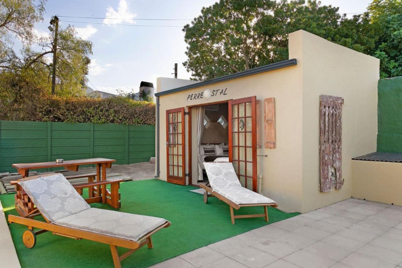 Apartament J'S Audacious Living Montagu Self Catering Zewnętrze zdjęcie
